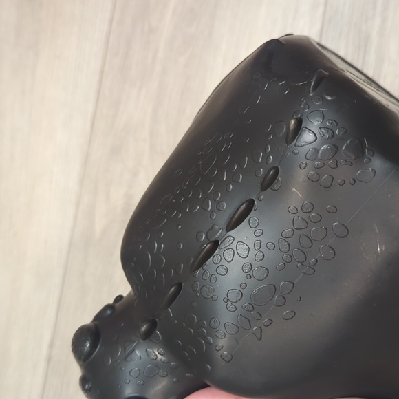 Toothless Popcorn Bucket - Picture 8 of 10